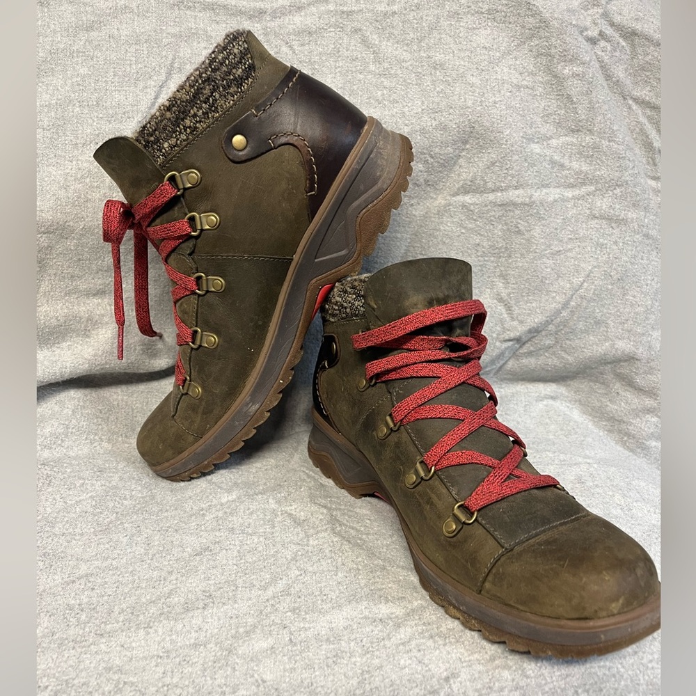 Merrell Eventyr Bluff Boots - Waterproof
